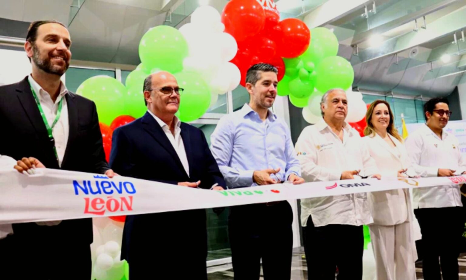 Viva Aerobus Inaugura La Hist Rica Ruta Directa Monterrey Bogot