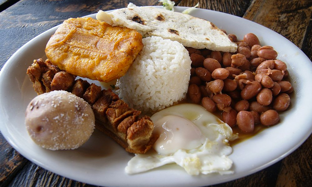 Mercados en la Ciudad de México para comer sabroso: Mercado Medellín