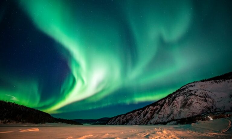 Guía para ver auroras boreales en el Yukón Travel Report