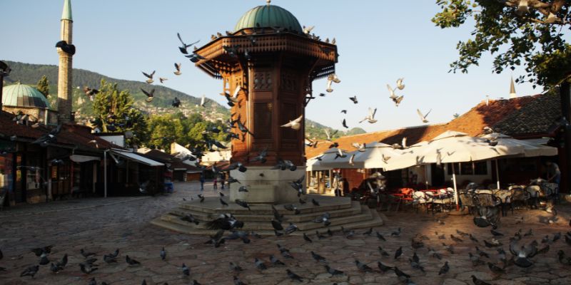 plaza bascarsija en bosnia y herzegovina