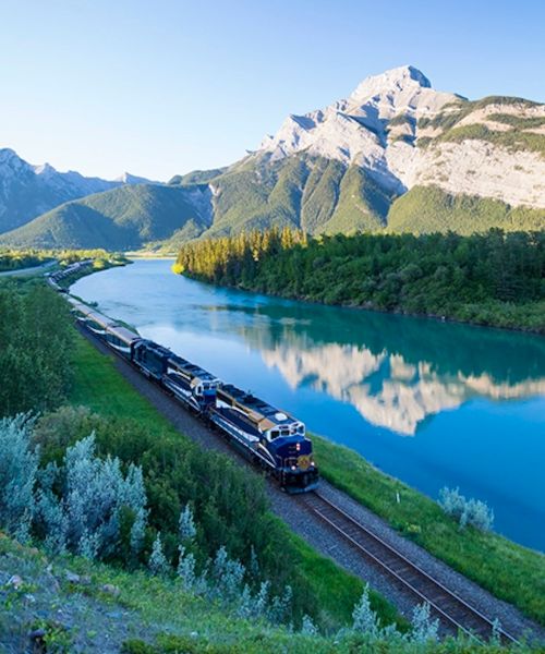 tren rocky mountaineer en el oeste de canada